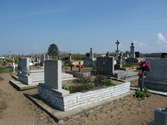 Groblje Gornji Tavankut_004